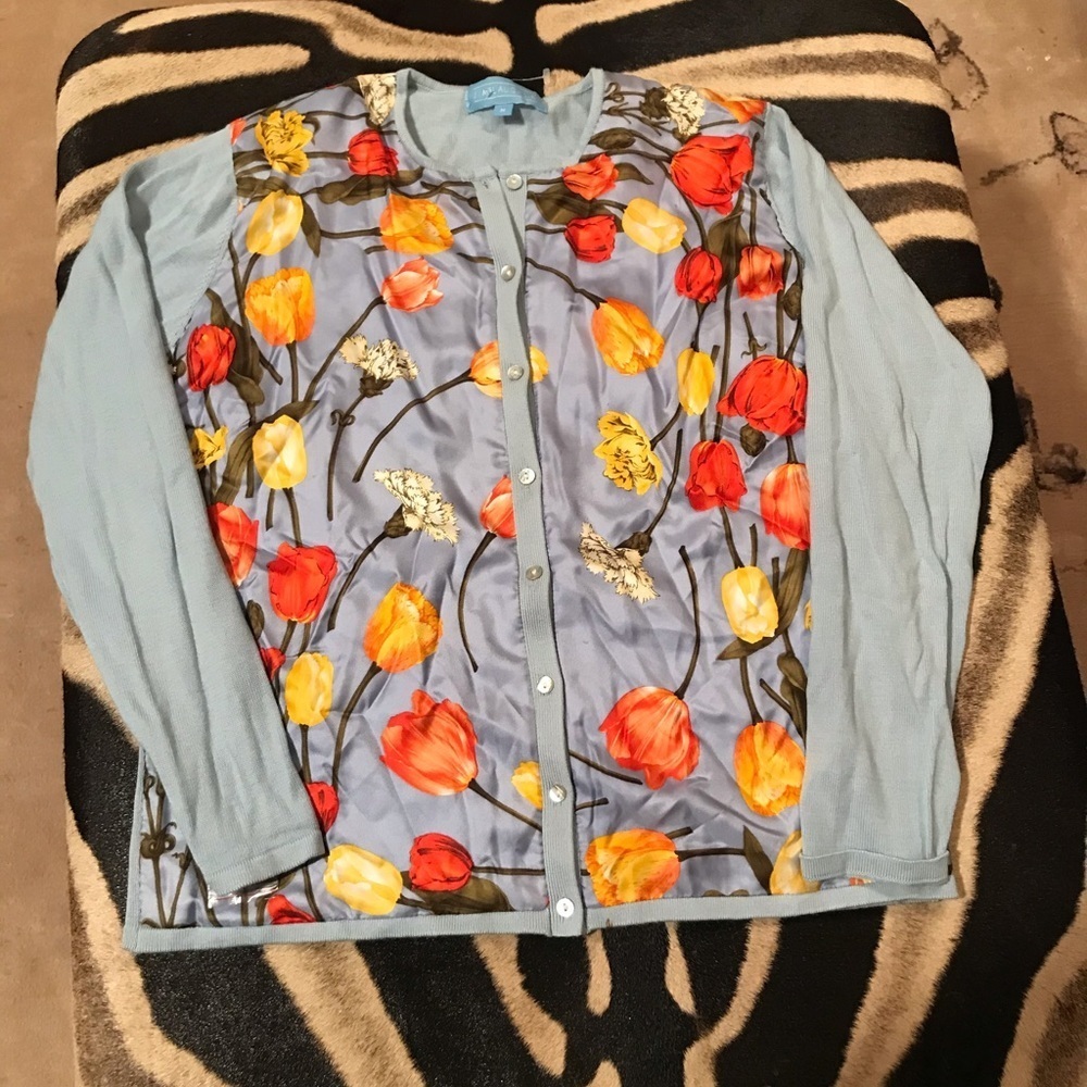 J McLaughlin silk front spring floral cardigan Medium